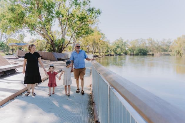 Family at Murray River